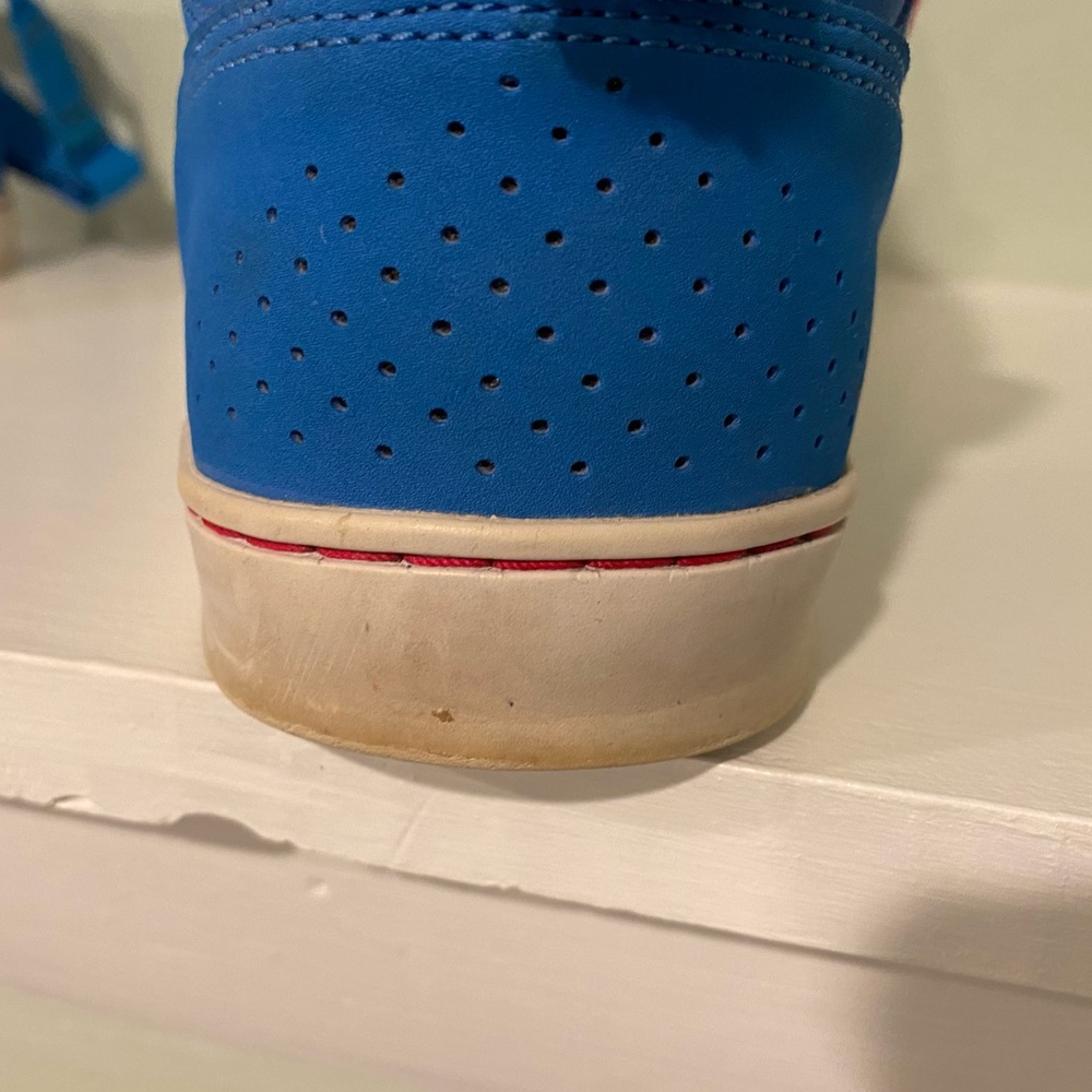 Nike Mids - Picture 12 of 13